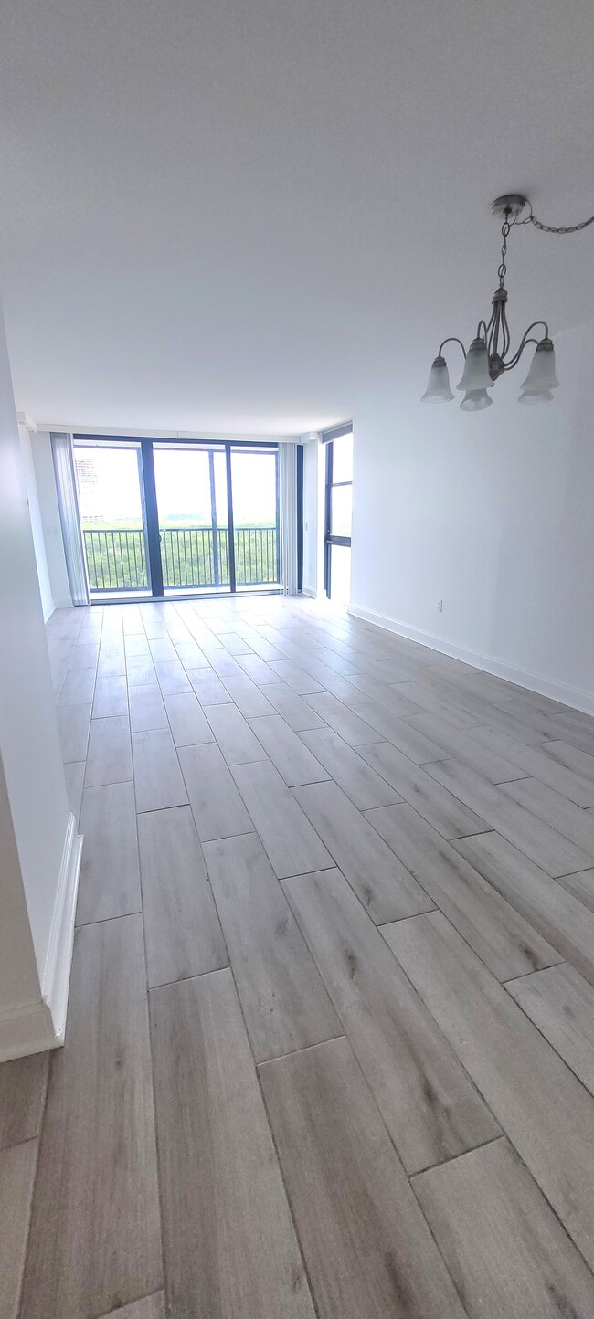 Photo - 2500 NE 135th St Condo Unit 902