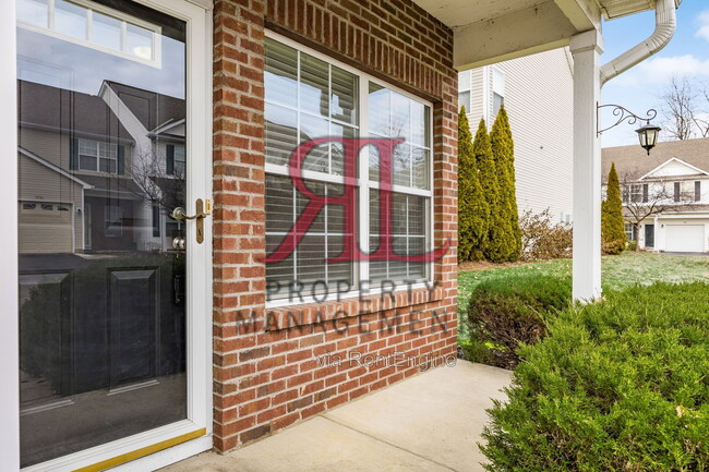 Photo - 1273 Grove Dr Unit 1