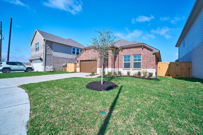 21522 Iron Oak Ln