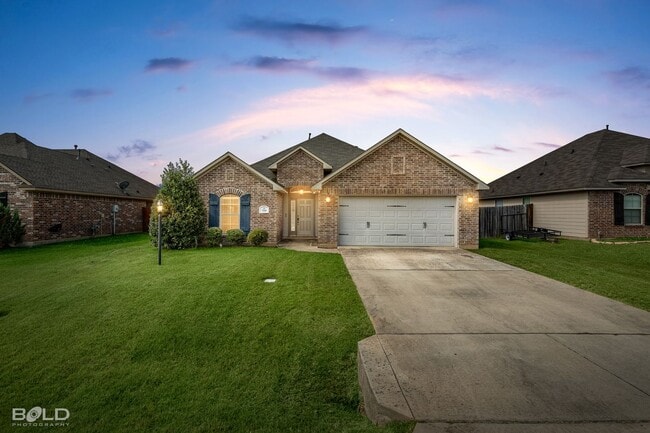 Photo - Brick Home In Haughton