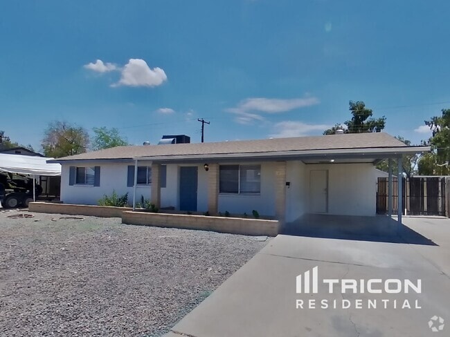 Building Photo - 1649 W Pueblo Ave Rental