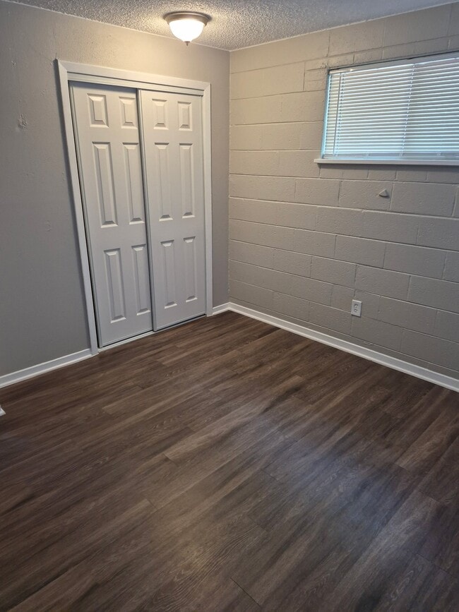 Photo - 3950 Turnpike Dr Unit 2