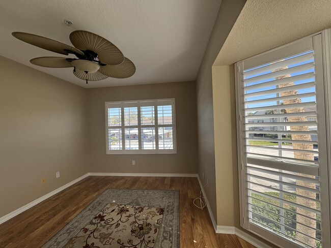 Photo - 202 Silver Lake Dr