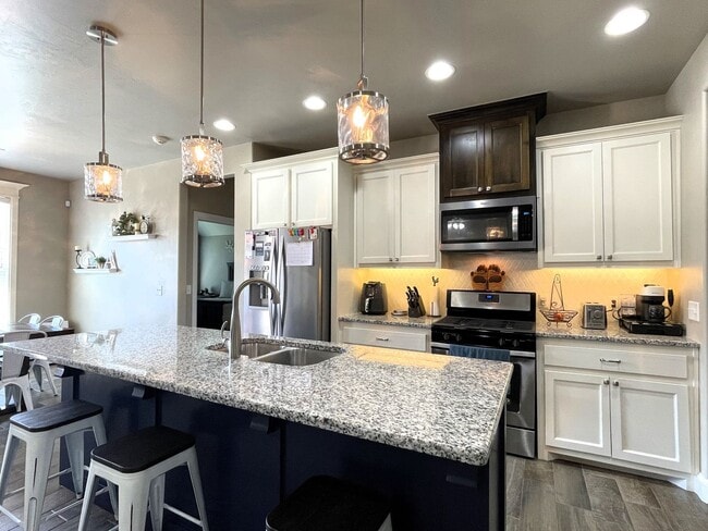 Photo - 2800 Pebble Creek St