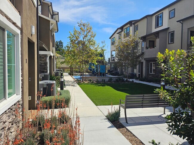 Photo - 11737 Florence Ave