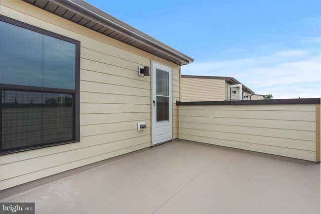 Photo - 4770 Towne Square Blvd