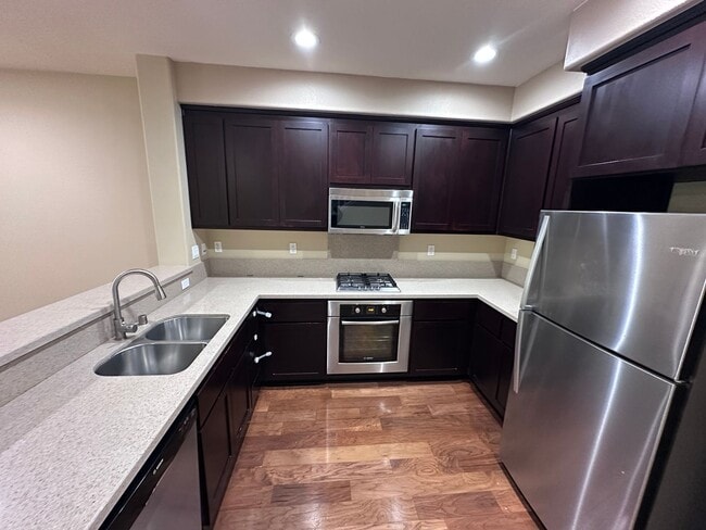 Photo - 3/3 Tri Level Berryessa Beauty is ready for YOU!