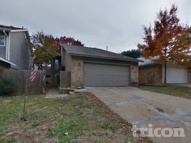 Building Photo - 616 Via Miramonte