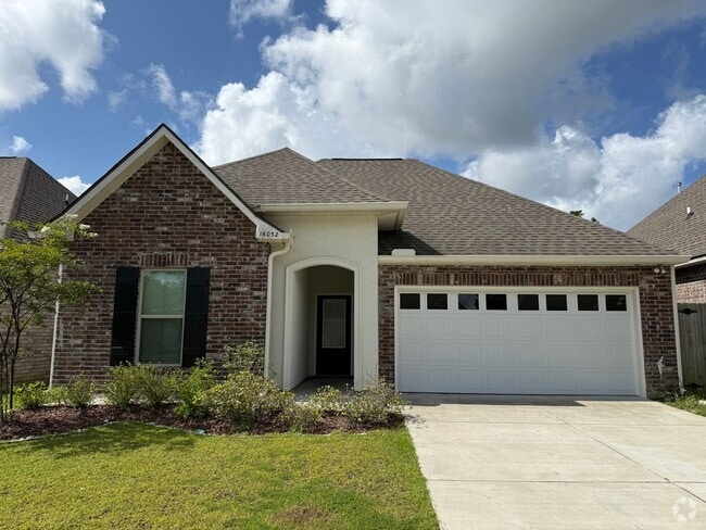 Building Photo - Beautiful 3 bedroom Home in Baton Rouge