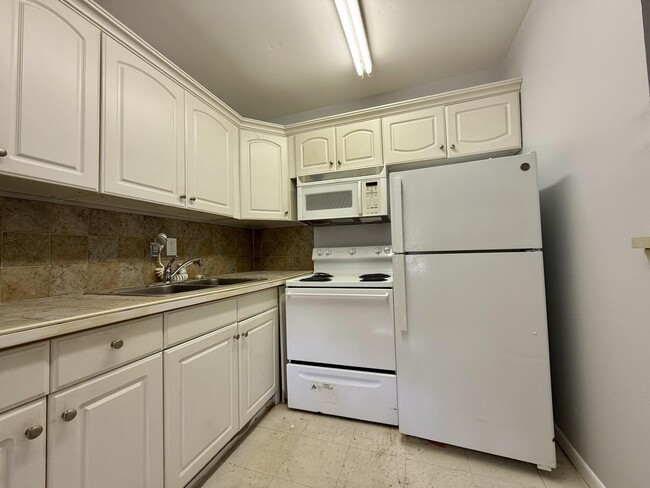 Photo - 165 Waltham G Condo
