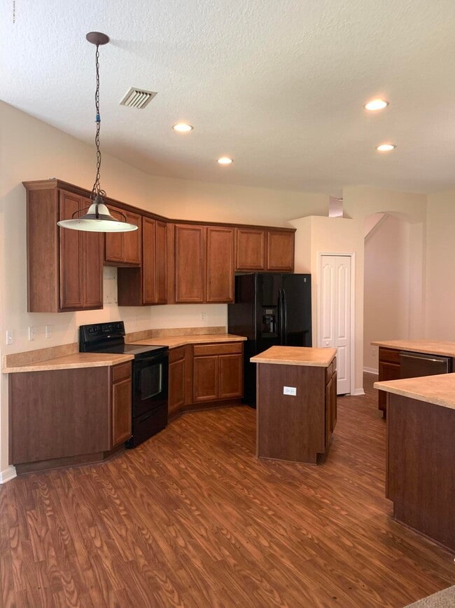 Photo - 13115 Tom Morris Dr