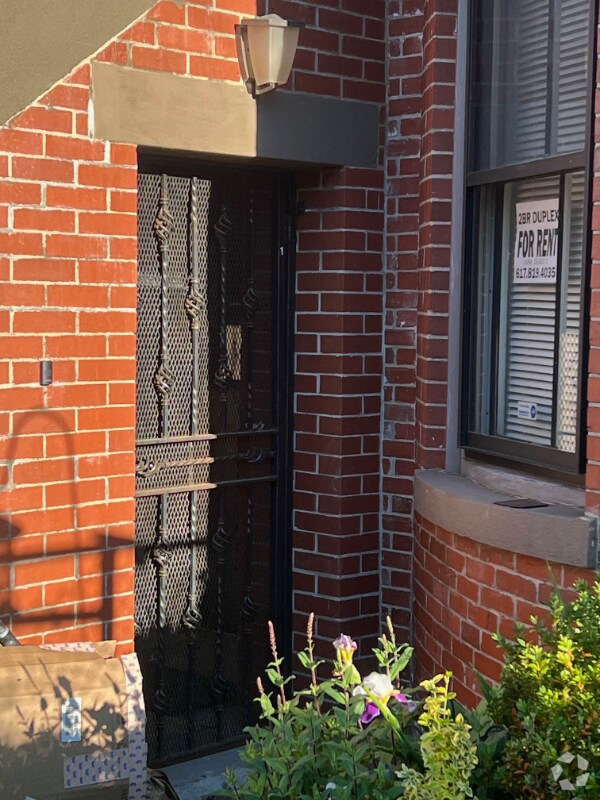 Building Photo - 8 Alvah Kittredge Park Rental