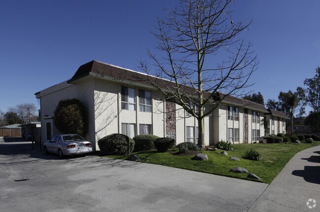 Photo - Arroyo Escondido Apartments