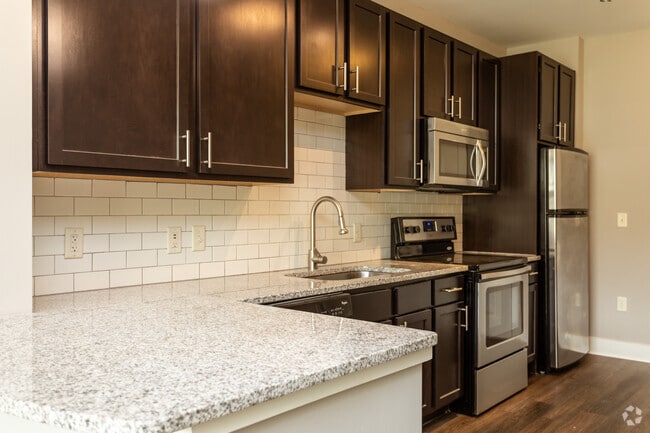 Estudio: 54 metros cuadrados/579 pies cuadrados - Mezzo 1