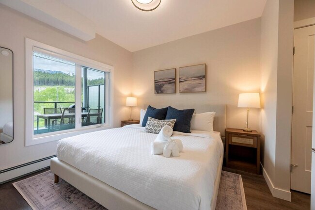 Photo - 901-907 7 St N Unit ID1308638P