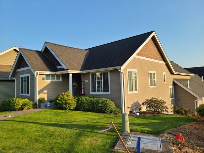 Photo - 1172 E Grover St