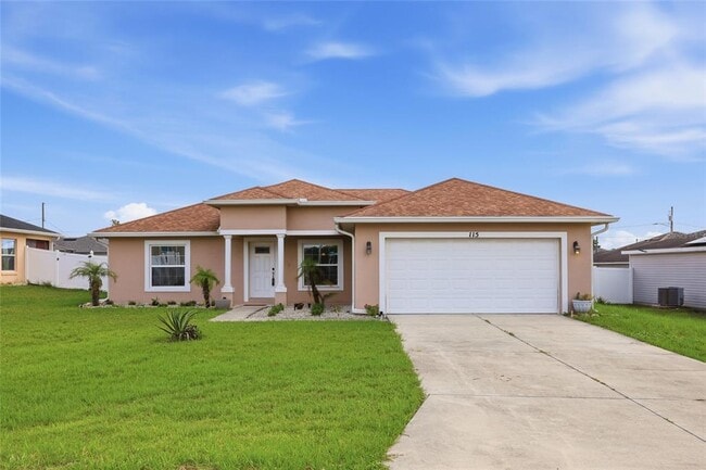 Building Photo - 115 Maple Dr