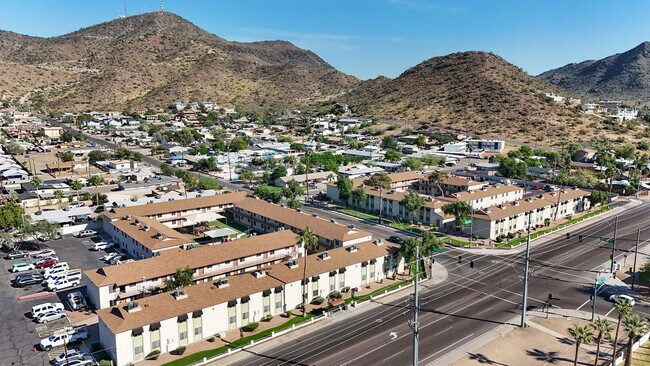 Windrose Villas Apartments