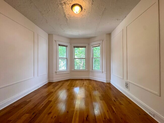 Photo - 211 Myrtle Ave Unit 1