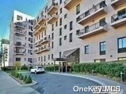 Photo - 100 W Broadway Condo Unit 3C