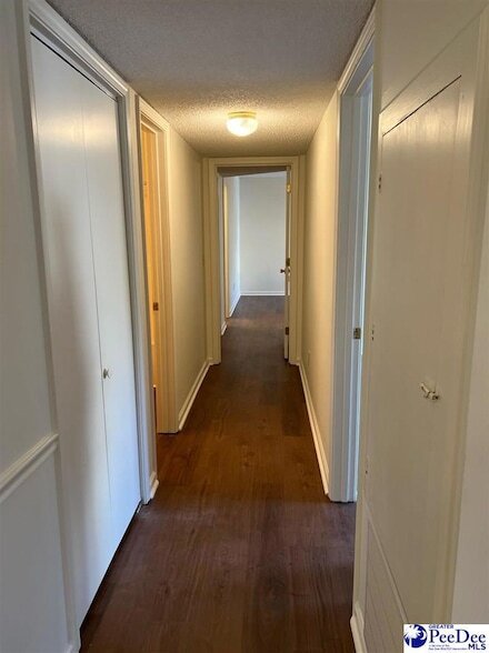 Photo - 701 Coventry Ln