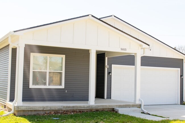 Building Photo - 5015 Reeder St