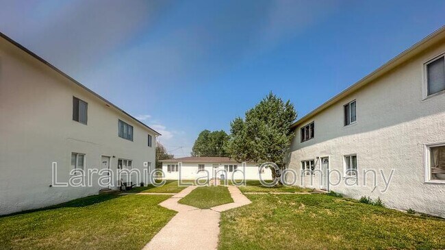 Photo - 1268 N 6th St