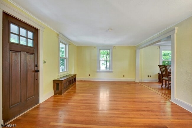 Photo - 509 Farview St