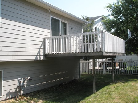 Photo - 4 Bedroom, 2 Bathroom Duplex - Pet Friendly