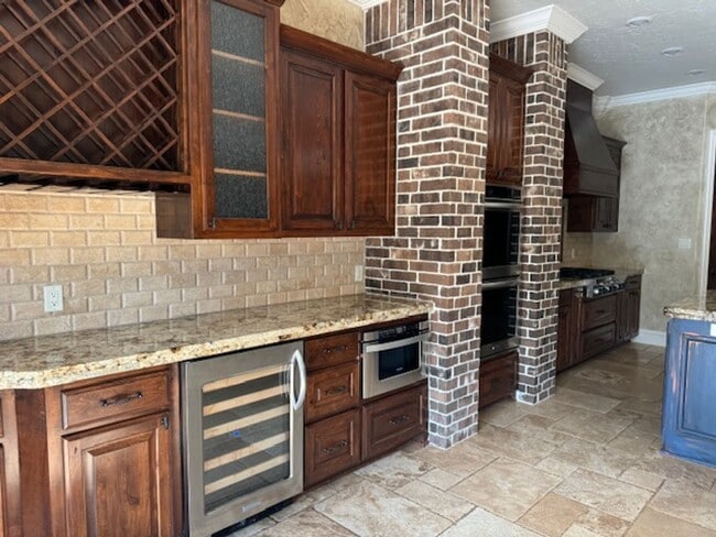 Photo - 4/3/2/2 Hallsville ISD Fenced Yard and Pool