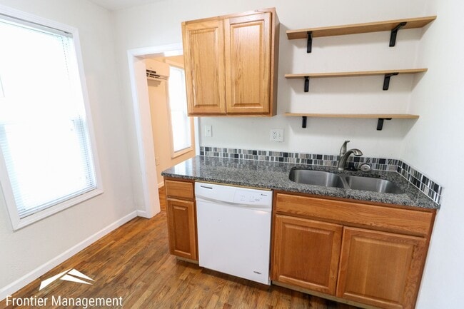 Photo - 1001 Osage St Unidad 2