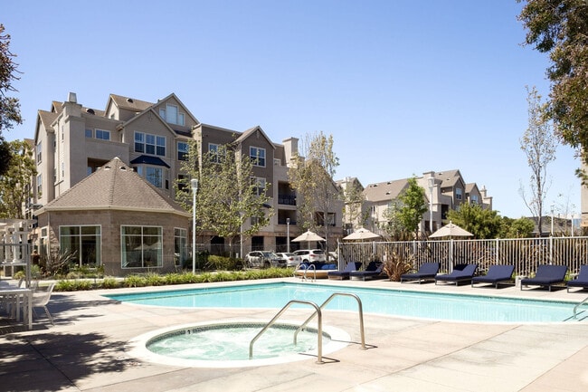 Building Photo - Miramar Rental
