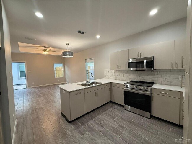 Photo - 19 Dove Ave Unit 1