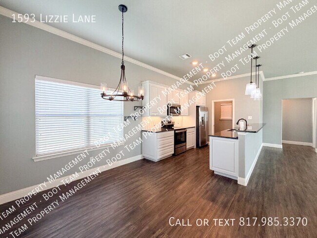 Photo - 1593 Lizzie Ln