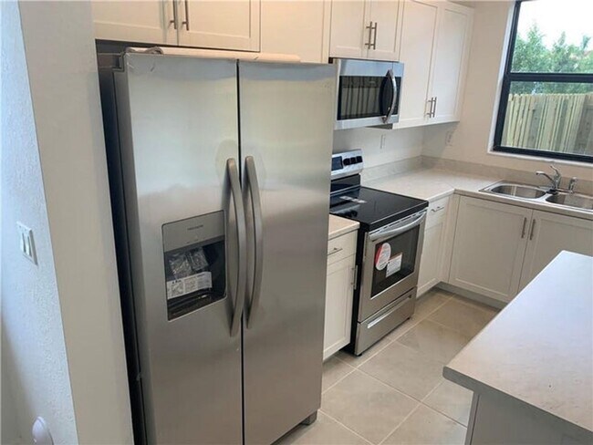 Photo - 28730 SW 132nd Ct