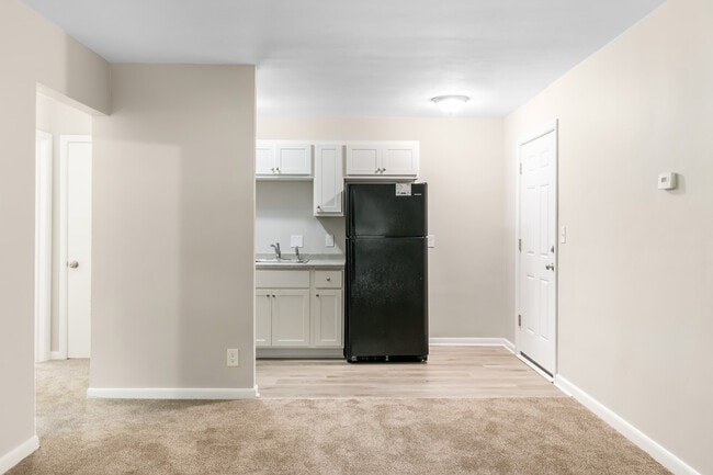 Photo - 3140 S 48th St Unit 3