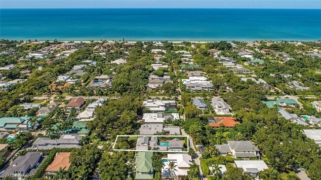 Photo - 369 2nd Ave N