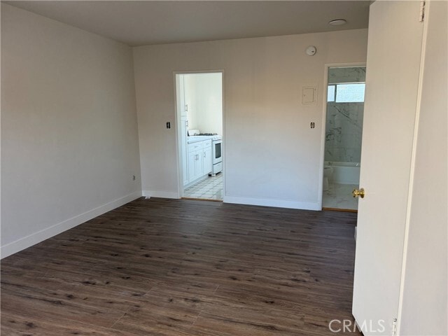 Photo - 14154 Roscoe Blvd