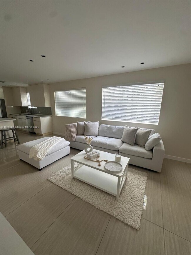 Photo - 9464 Abbott Ave