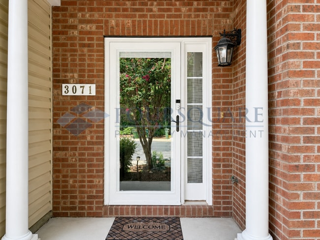 Photo - Lovely 3-Bedroom Townhome with Fireplace, Back Patio & Community Amenities Included! Convenient ...