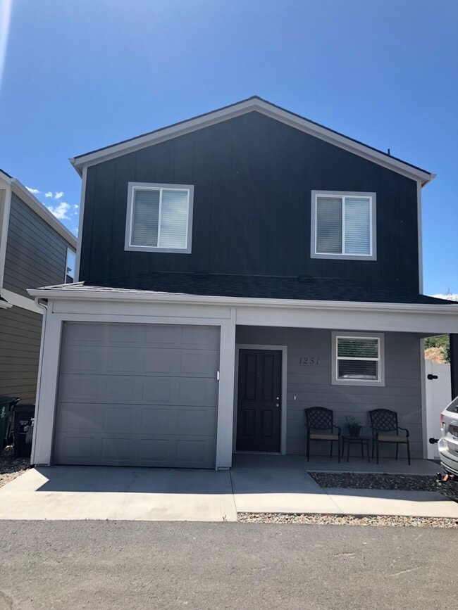 Photo - 1251 Mainspring Lane House