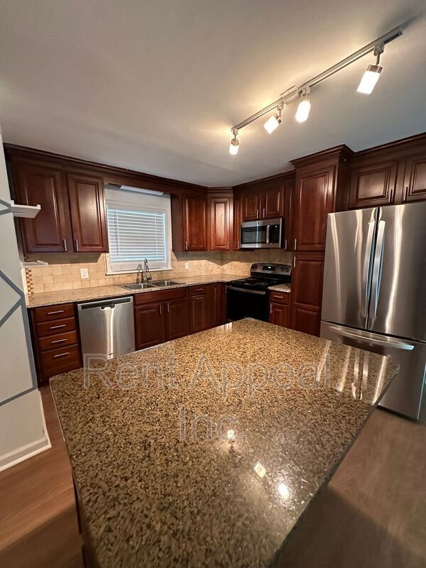 Photo - 2811 Arrowood Dr