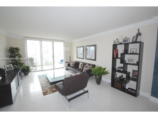 Building Photo - 2851 NE 183rd St Unit 1014E
