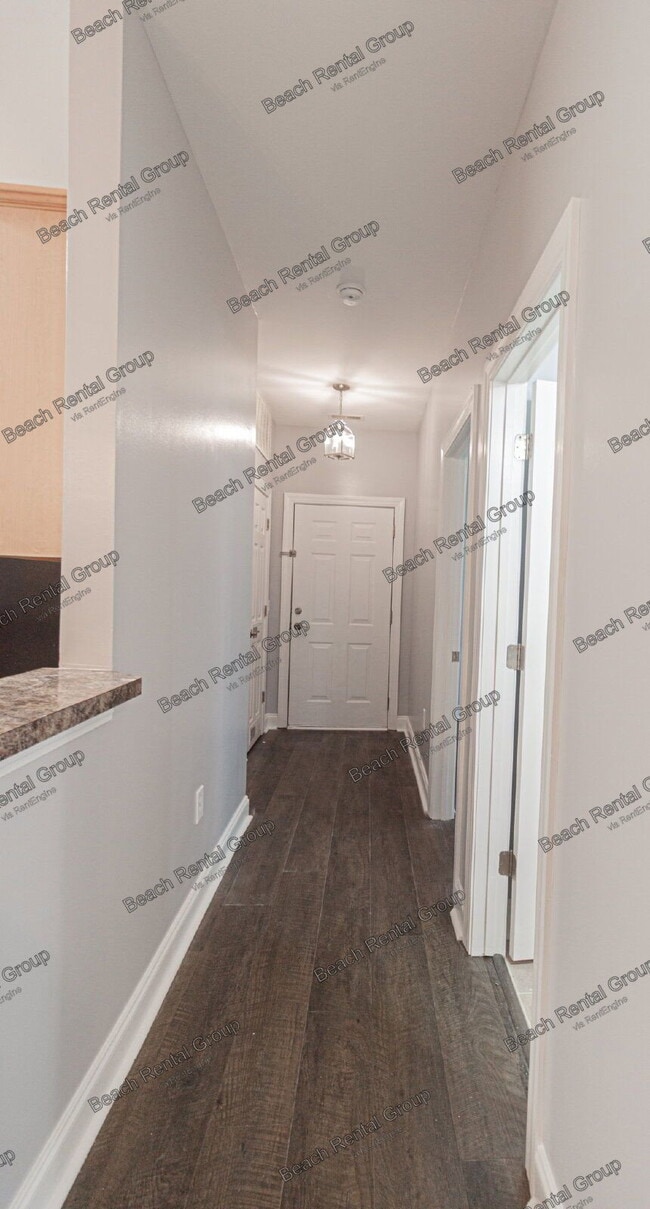 2065 Silvercrest Dr Unit 6-D