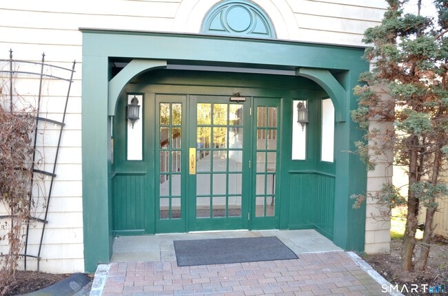 Photo - 365 Westport Ave Unit 2K