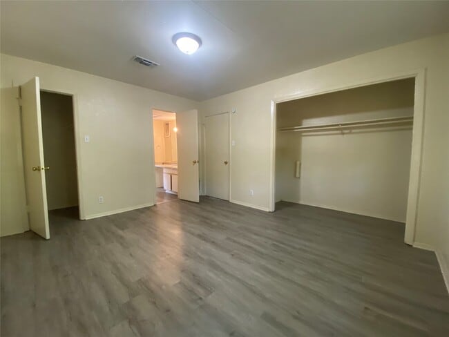 Photo - 208 Kelly St Unit 7