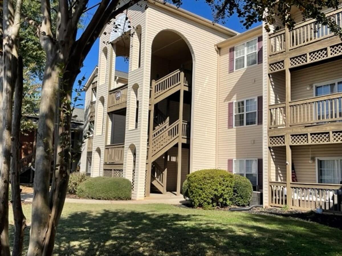 Wexford Condominiums, Anderson, SC - Wexford Condominiums, Anderson, SC Unit 103-10