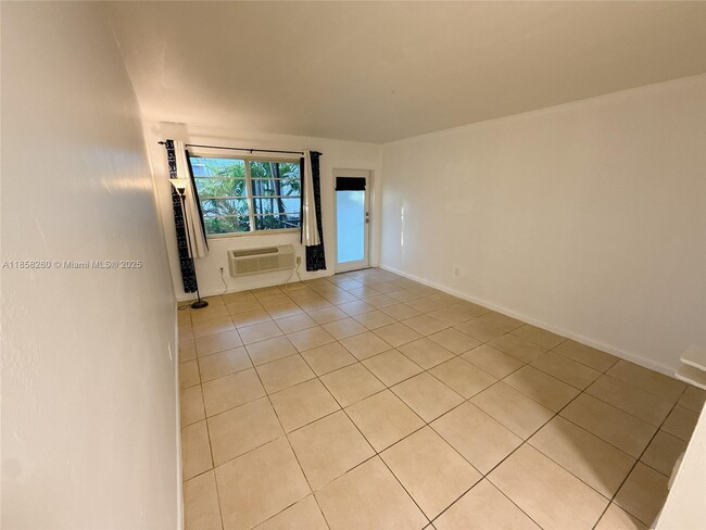 Photo - 7315 Byron Ave Unit 5