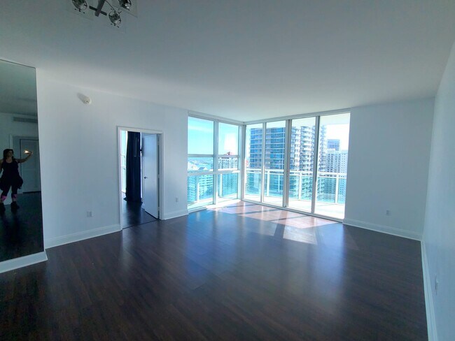 Photo - 951 Brickell Ave Unit 3710