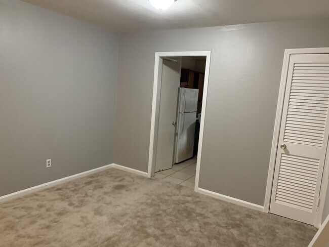 Photo - 616 Mary Beth Ave